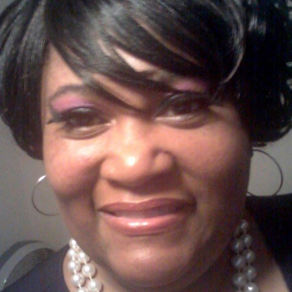 Meet your Posher, Pamela
